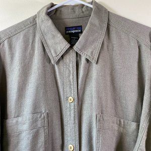 Patagonia Women's Long-Sleeve Button Down, Size Large